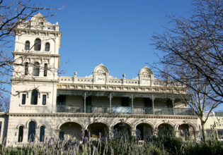50 greatest Aussie country pubs you have to visit