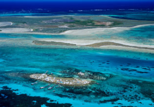 abrolhos islands coastline