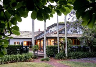 plants surrounding the exterior of Eaglemount on Tamborine