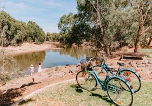 two women admiring the scenery at the Wiradjuri Trail, Wagga Wagga