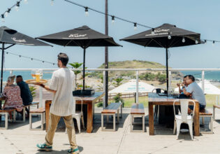 beachfront dining at Jetty Beach House