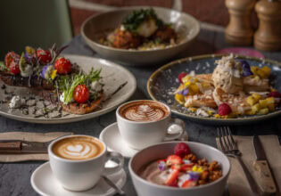coffee and brunch menu at Toast Café, Pambula