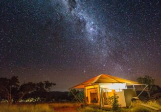 starry night sky above Karijini Eco Retreat safari tent on an AAT Kings Western Australia tours