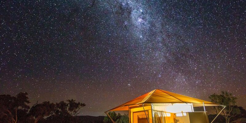 starry night sky above Karijini Eco Retreat safari tent on an AAT Kings Western Australia tours