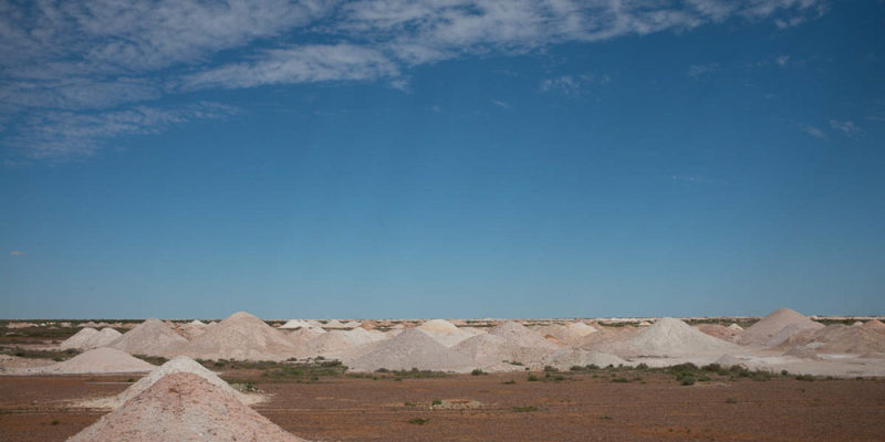 Coober Pedy moonscape mining holes