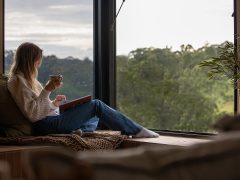 Round Hill Retreat, Mapleton