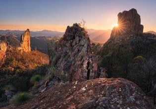 Breadknife and Grand High Tops Walk Warrumbungle