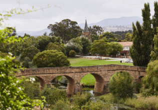 Hobart to Launceston