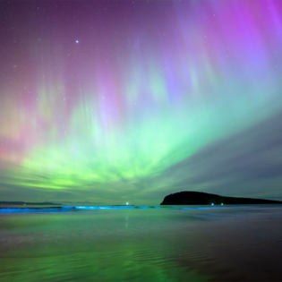 Aurora Australis and bioluminescence, Goats Bluff